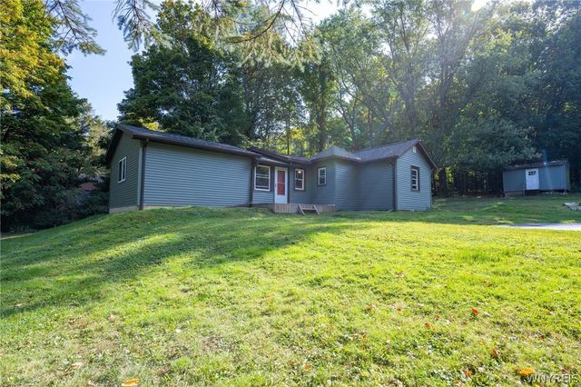 9005 Gowanda State Road, Eden, NY 14057