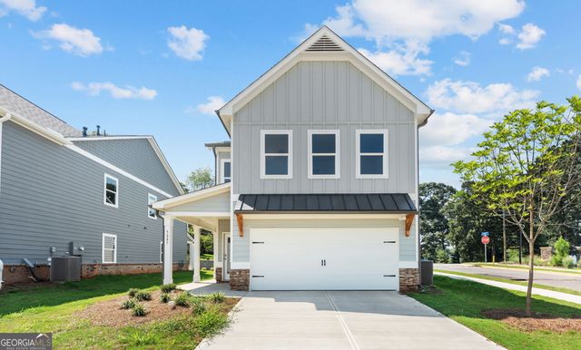 5245 Gainesville Street, Flowery Branch, GA 30542