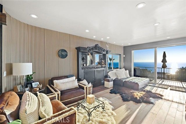 2979 Terry, Laguna Beach, CA 92651