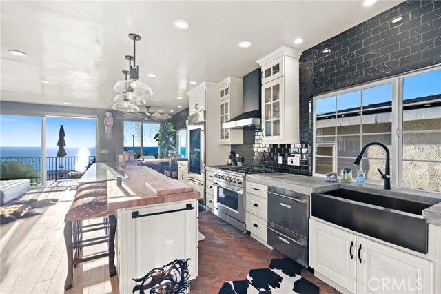 2979 Terry, Laguna Beach, CA 92651