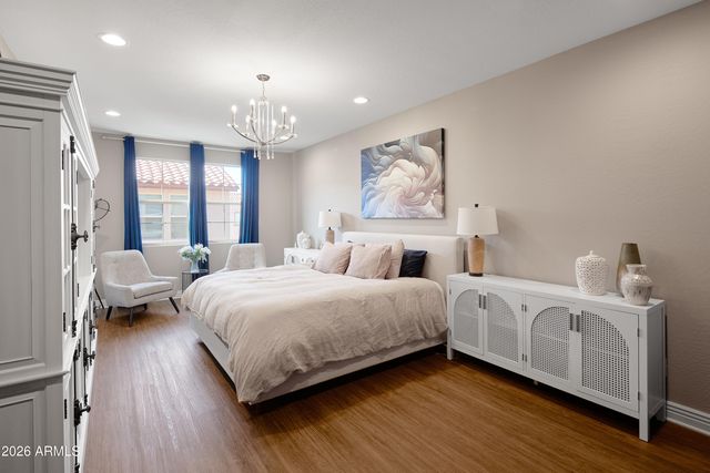 963 E DANBURY Drive, Phoenix, AZ 85022