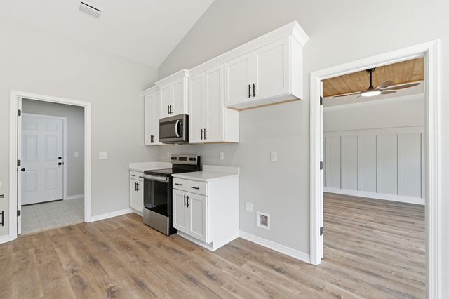 309 Gil Ava Street, Crestview, FL 32536