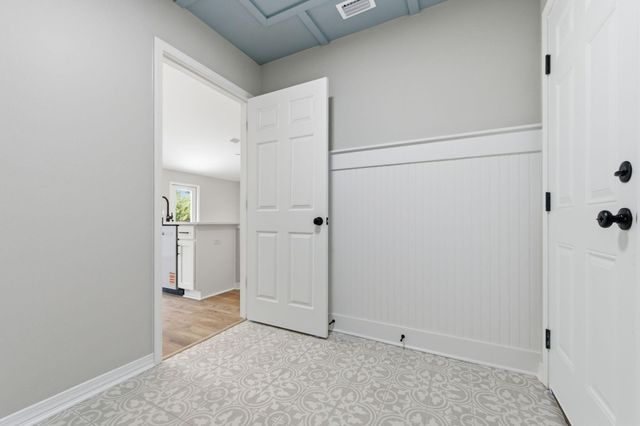 309 Gil Ava Street, Crestview, FL 32536