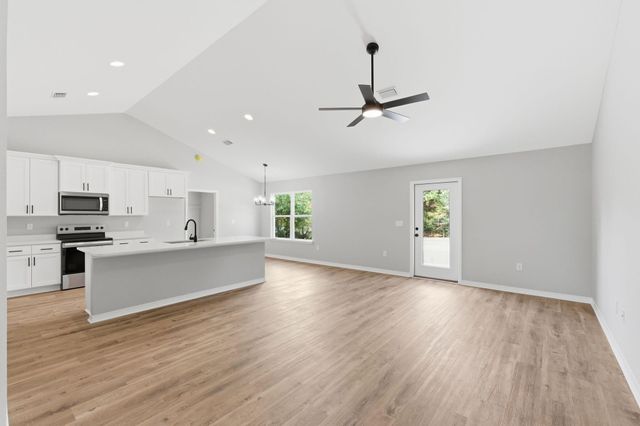 309 Gil Ava Street, Crestview, FL 32536