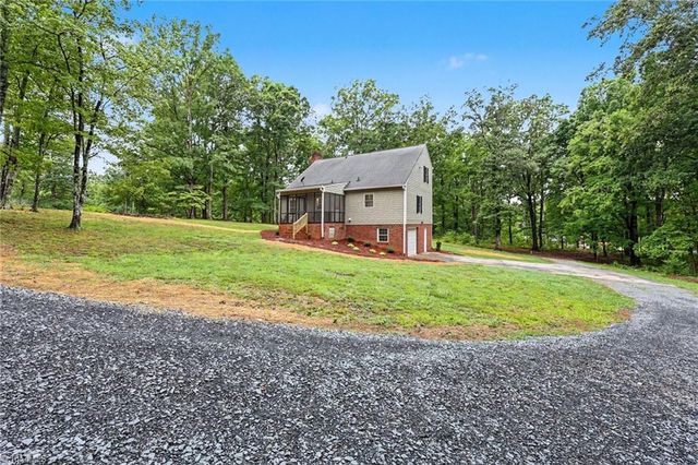 4462 Ridges Mountain Trail, Asheboro, NC 27205