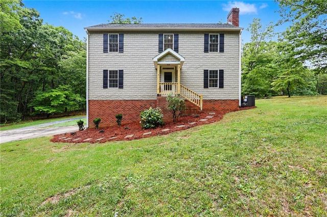 4462 Ridges Mountain Trail, Asheboro, NC 27205