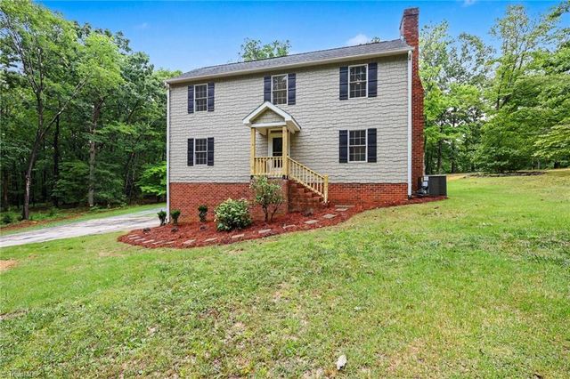 4462 Ridges Mountain Trail, Asheboro, NC 27205