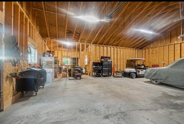 396 Laurel Wood Drive, Nancy, KY 42544