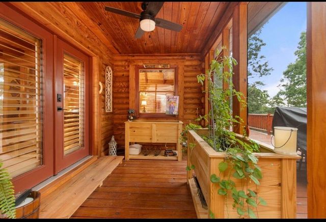 396 Laurel Wood Drive, Nancy, KY 42544