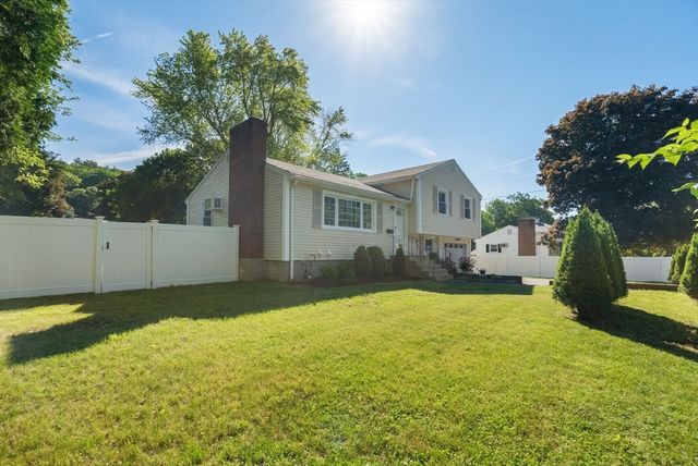 221 Totten Pond Rd, Waltham, MA 02451