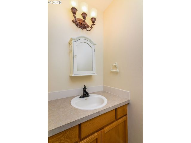 291 Metzger Rd, Carson, WA 98610