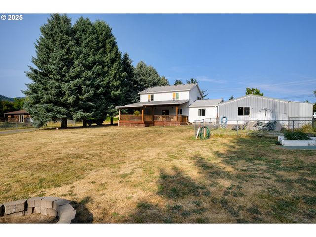 291 Metzger Rd, Carson, WA 98610