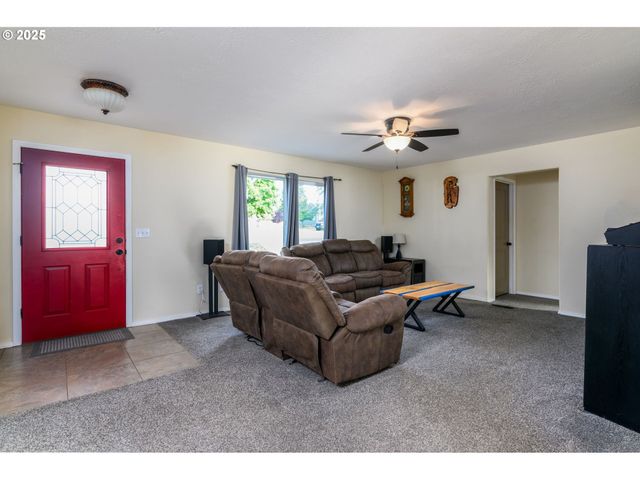 291 Metzger Rd, Carson, WA 98610