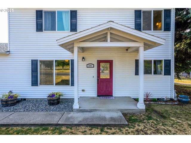 291 Metzger Rd, Carson, WA 98610