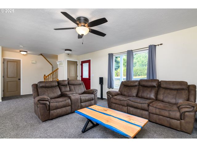 291 Metzger Rd, Carson, WA 98610