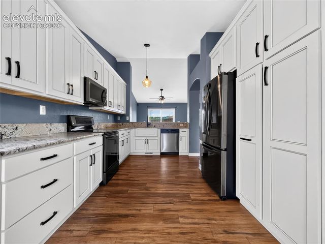 4550 Star Ridge Drive, Colorado Springs, CO 80916