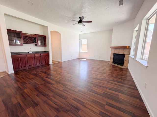 1313 Reynosa Loop SE, Rio Rancho, NM 87124