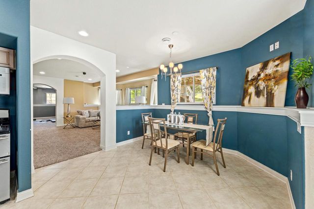W251S5204 Poppy Fields ROAD, Waukesha, WI 53189