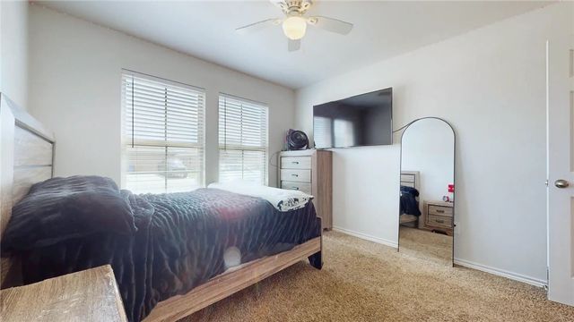 9410 English Oak Dr, Corpus Christi, TX 78410