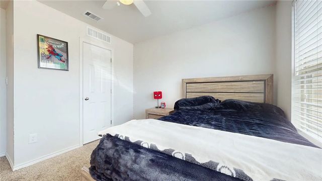 9410 English Oak Dr, Corpus Christi, TX 78410