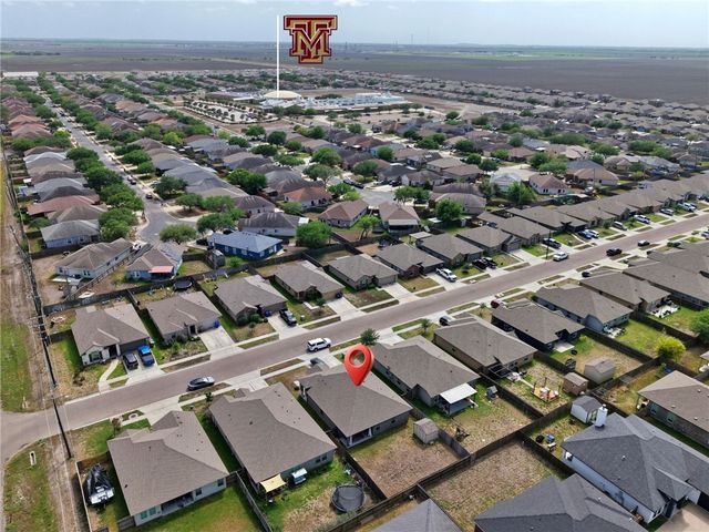 9410 English Oak Dr, Corpus Christi, TX 78410