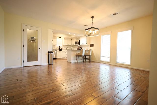 2700 Spring Valley Drive, Jonesboro, AR 72404
