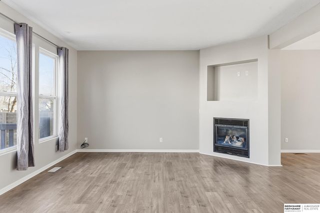 16270 Patrick Avenue, Omaha, NE 68116