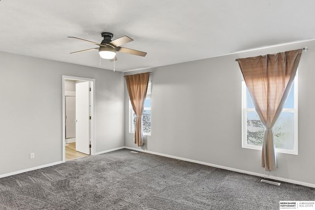 16270 Patrick Avenue, Omaha, NE 68116