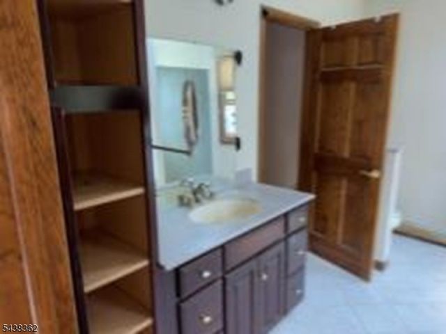 16 W Owassa Tpke, Frankford Twp., NJ 07860