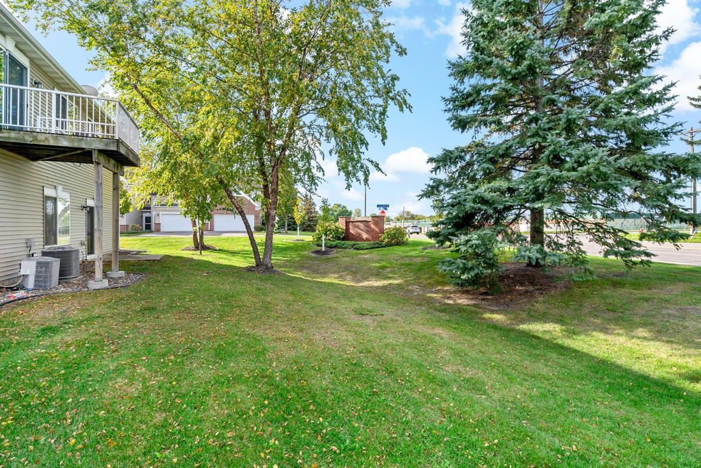 5403 Elm Grove Avenue, New Hope, MN 55428 — photo 4