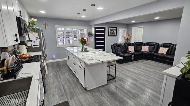 1821 E Avenue Q12, Palmdale, CA 93550