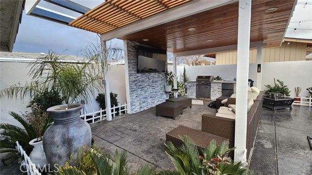 1821 E Avenue Q12, Palmdale, CA 93550