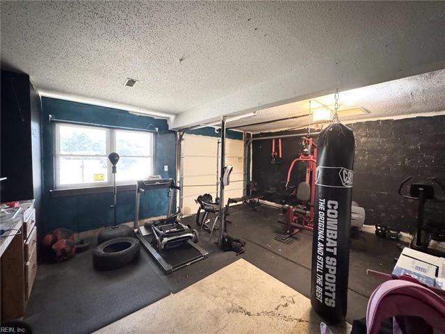 3177 Ashaway RD, Virginia Beach, VA 23452