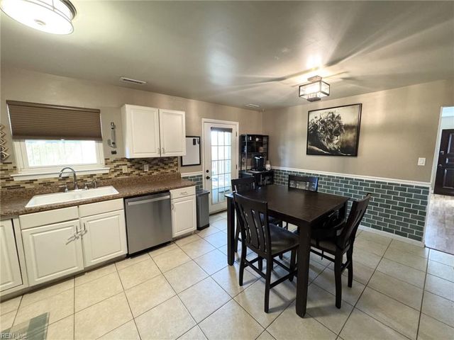 3177 Ashaway RD, Virginia Beach, VA 23452