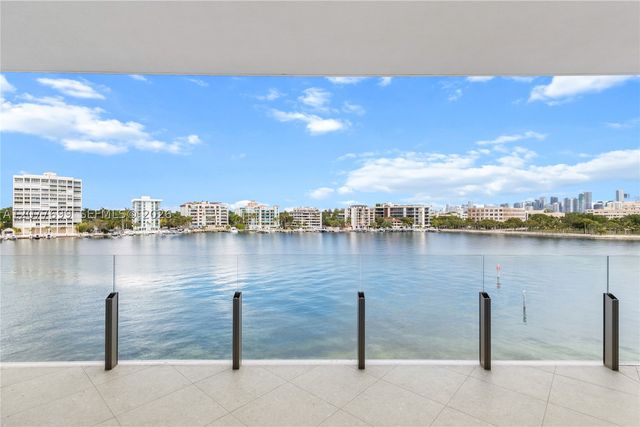 5 Grove ISle L405, Miami, FL 33133