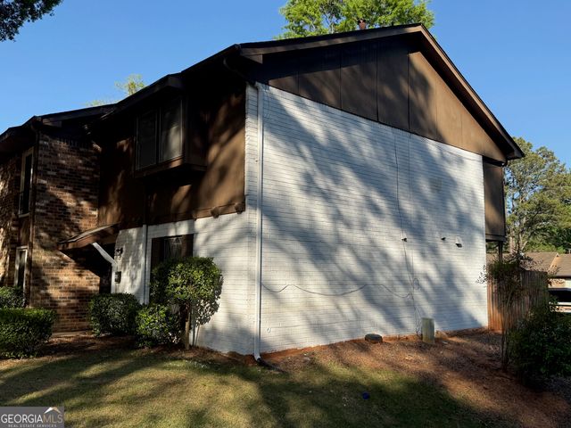 668 Garden Walk Drive, Stone Mountain, GA 30083