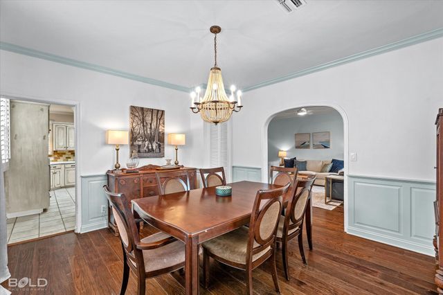 210 Carrollton Avenue, Shreveport, LA 71105