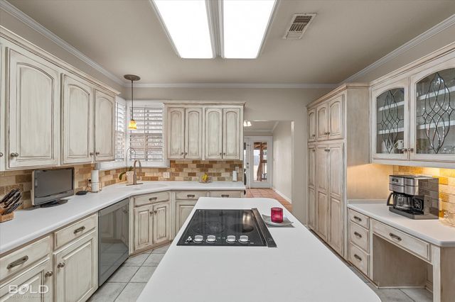 210 Carrollton Avenue, Shreveport, LA 71105