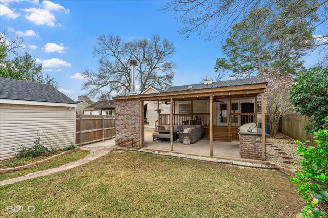 210 Carrollton Avenue, Shreveport, LA 71105