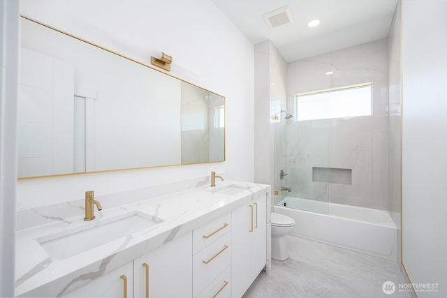 6773 Road E.2 NE, Moses Lake, WA 98837