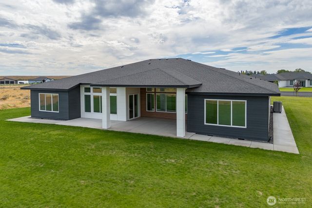 6773 Road E.2 NE, Moses Lake, WA 98837