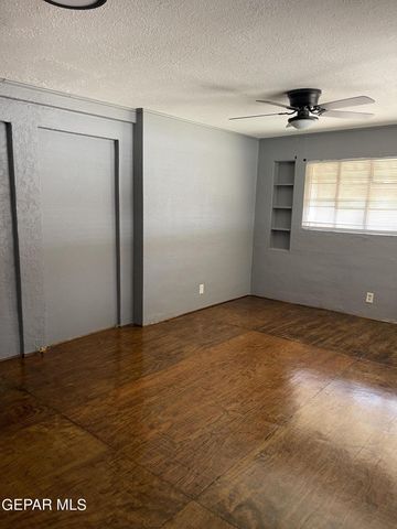 3505 Douglas studio, El Paso, TX 79903