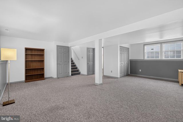 112 ERMINE DR, New Castle, DE 19720