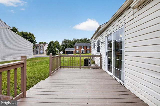 112 ERMINE DR, New Castle, DE 19720