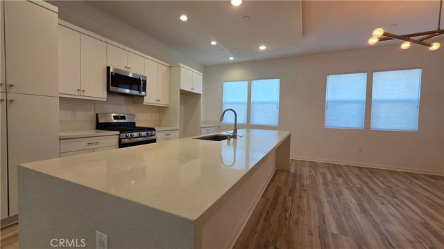 436 Village, Brea, CA 92821