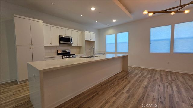 436 Village, Brea, CA 92821