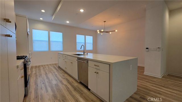 436 Village, Brea, CA 92821