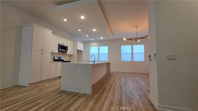 436 Village, Brea, CA 92821