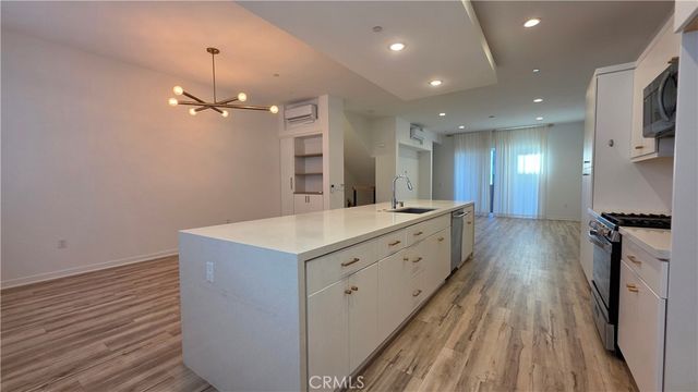 436 Village, Brea, CA 92821