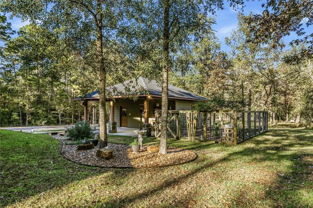 251 Deep Forest Drive, Trinity, TX 75862